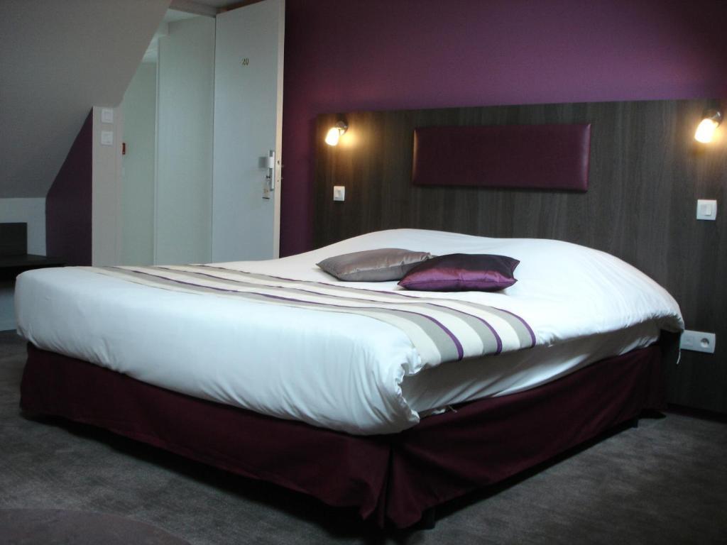 Logis Hotel Au Site Normand Clécy Kamer foto
