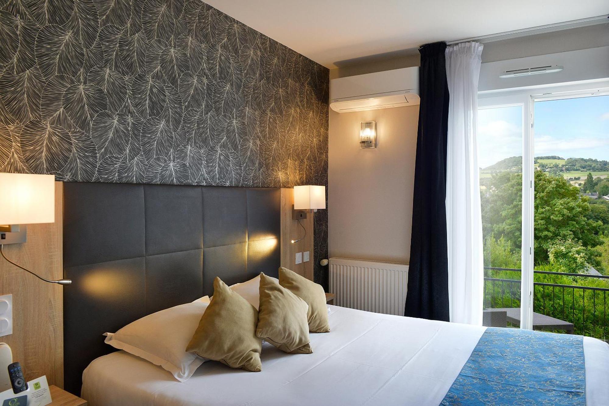 Logis Hotel Au Site Normand Clécy Buitenkant foto