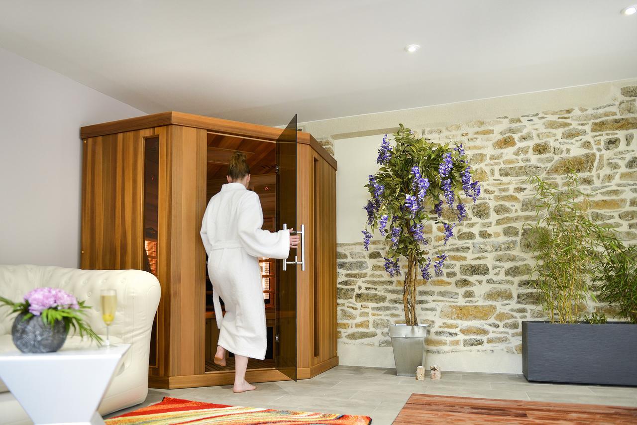Logis Hotel Au Site Normand Clécy Buitenkant foto